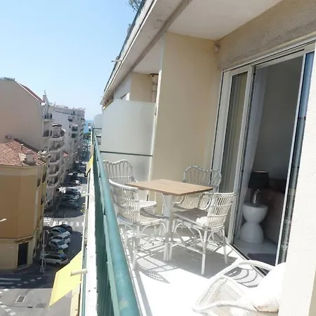Croisette Apartment: Festival Proximity Apartment Cannes